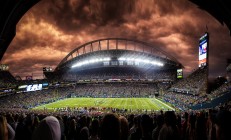 米兰体育官网-霍勒迪大场面先生！新疆队最后时刻绝杀马刺，诠释何为关键先生