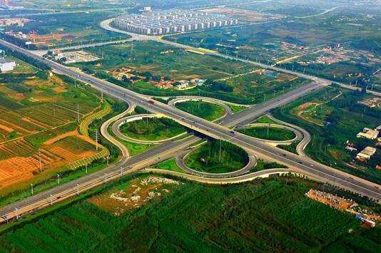 关于东部强队实力逐渐崛起，成为亮点的信息