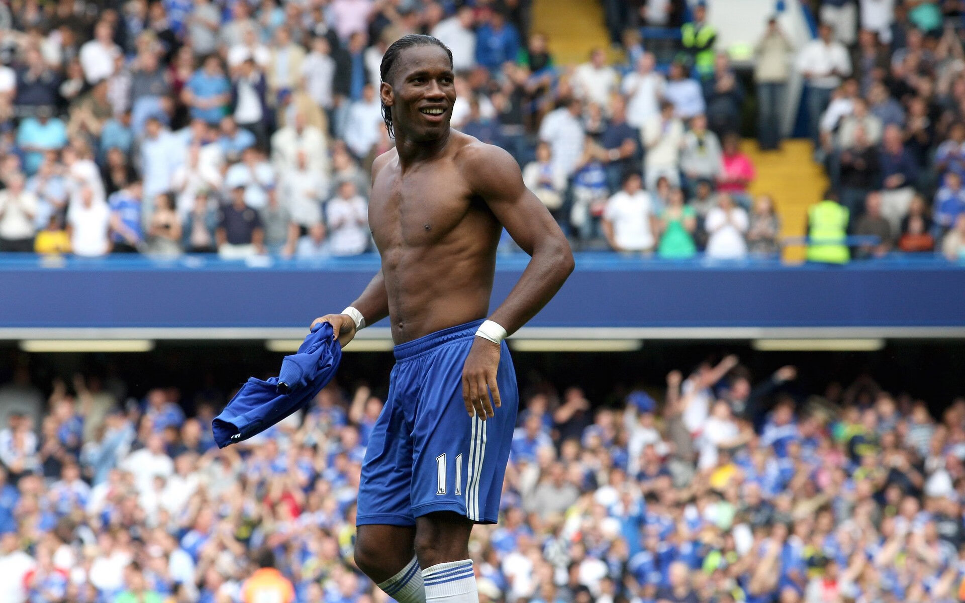 从几内亚到伯纳乌，压制、稳定与足球世界的权力转移